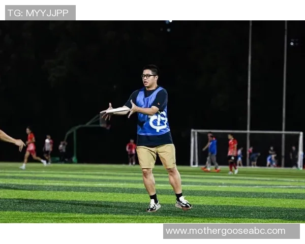 飞盘团队协作实力对决广州飞盘队荣获全国第二名佳绩